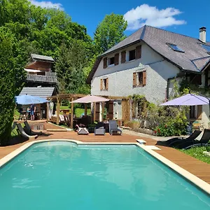  Appartement 4 Personnes/piscine/proche Annecy-geneve France