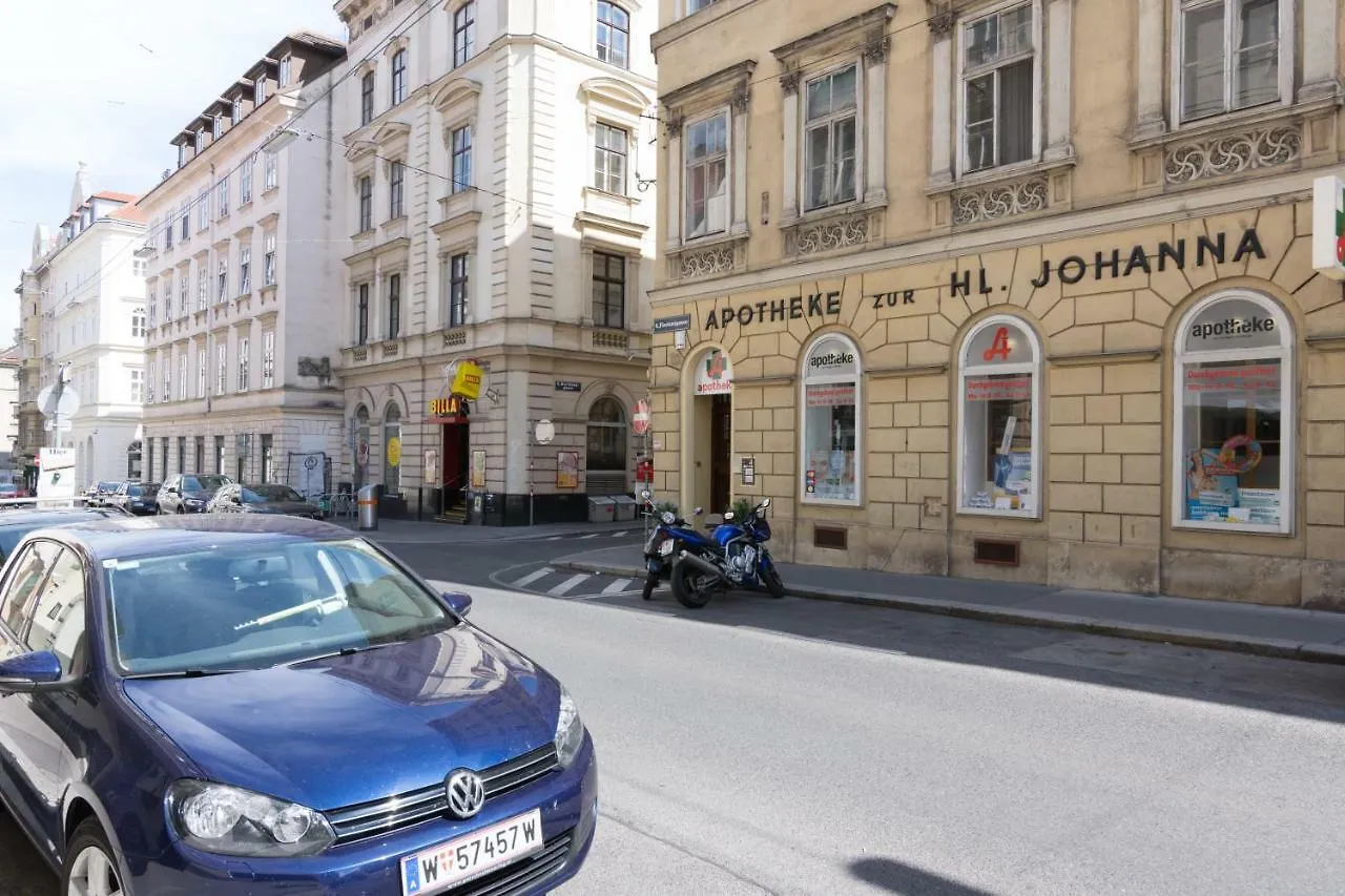 Modern Apartment At Rathaus Viena Austria