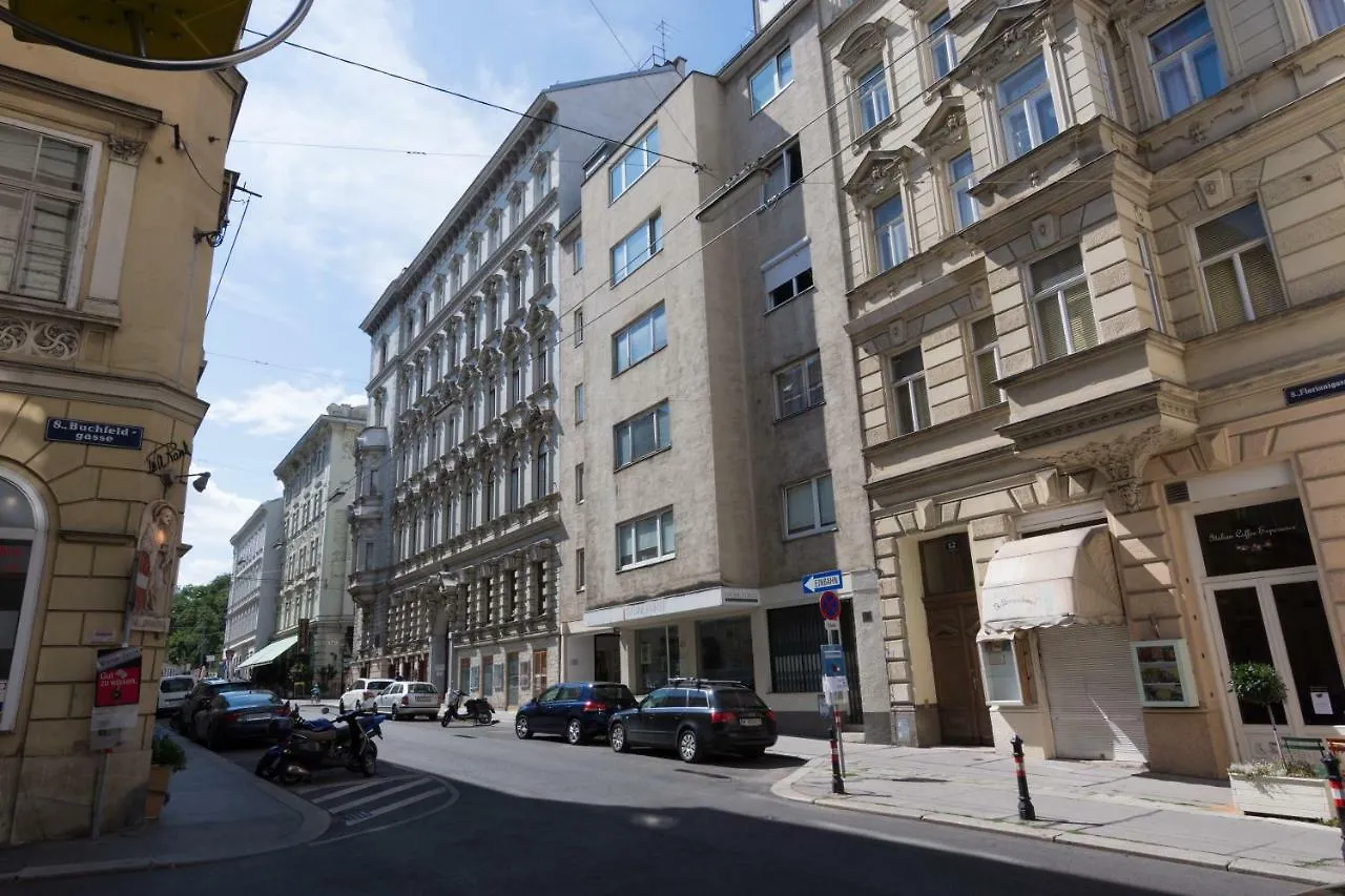 Modern Apartment At Rathaus Wien